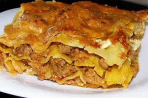 Lasagne cu carne la domiciliu