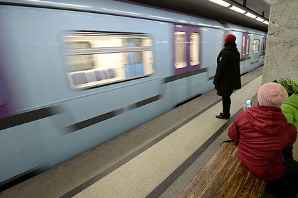 Moscova, știri, oamenii au căzut pe șine la stația de metrou - Mendeleevskaya