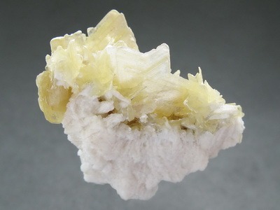 Мусковіт мінерал, фото