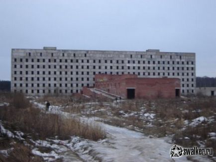 Neterminată de spitalul de maternitate, regiunea Leningrad - de-a lungul expansiunii URSS