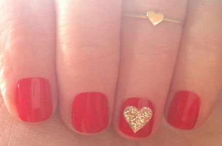 Nail art Valentin napi szívek felhívni csoport manikűr, pedikűr