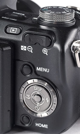 Áttekintés a digitális fényképezőgép Sony Cyber-shot DSC-H50