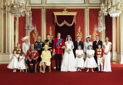 Fotografiile de nunta oficiale ale printului William si Printesa Katherine, o bârfa