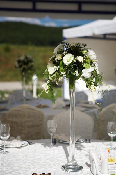 Înregistrarea sălii de nuntă (nunta va avea loc) Decorarea sălii de nunți