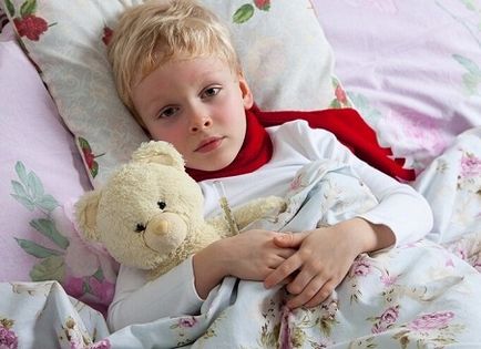Небезпечні хвороби в дитячому віці - як захистити дитину