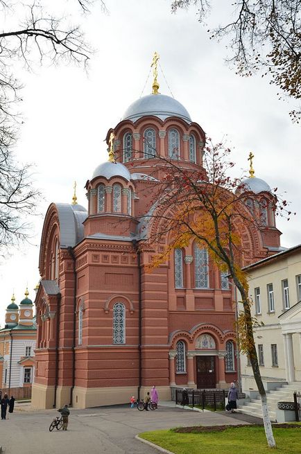 Pokrovsky descrierea manastirii, descriere, istorie, fotografie, adresa exacta