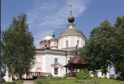 Pokrovsky descrierea manastirii, descriere, istorie, fotografie, adresa exacta