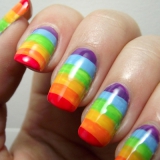 Rainbow manikűr ötletek képek (szivárvány manikűr) Rainbow manikűr ötletek fotók