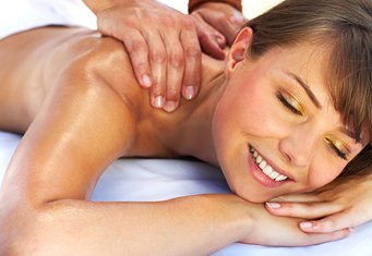 Spriccel egy pihentető masszázs (masszázs spriccel) Spriccel egy relaxáló masszázs