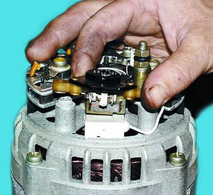Szétszerelése, javítása a generátor chevrolet niva (elektromos berendezések és az autó elektronika) Generátor szétszerelés és javítás chevrolet niva