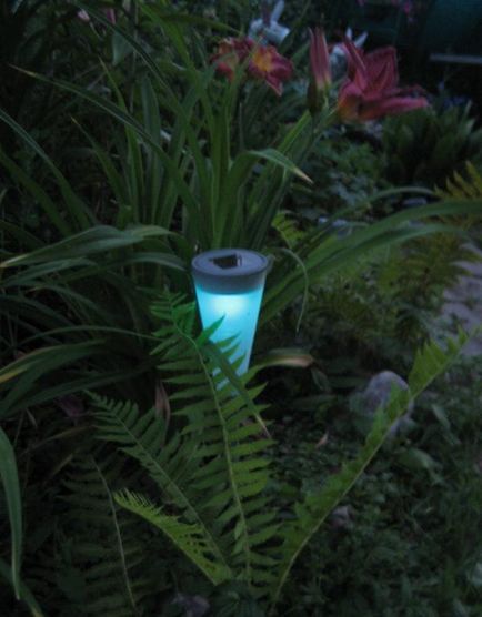 Садові світильники зі зміною кольору з обі