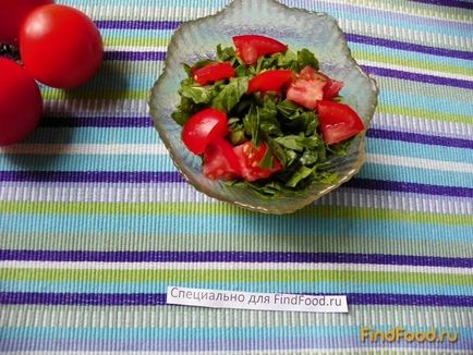Салат з руколою кунжутом і помідором рецепт з фото