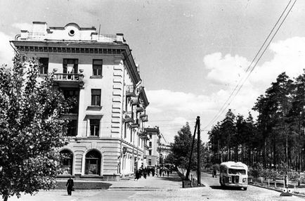 Секретний київ ДВРЗ, куди піти, що подивитися, де відпочити в киеве