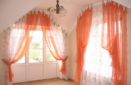 Штори для косих вікон тканини і кольору, в кухні, дитячої, інших кімнатах