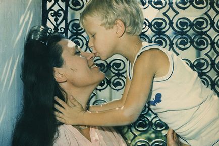 Fiul unui tolkunov a decis să-și îndeplinească dorința plăcută a mamei sale