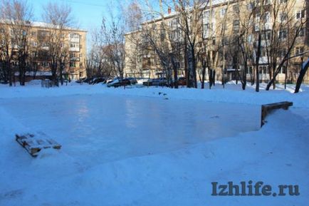 Snow fun, hogy építsenek izhevchane hó kertjében - hírek Izsevszki és Udmurt, hírek