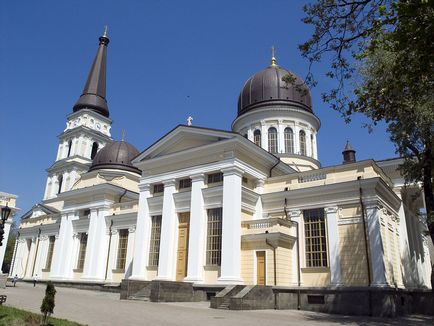 Соборна площа Одеси інформація і фото, де знаходиться соборна площа Одеси
