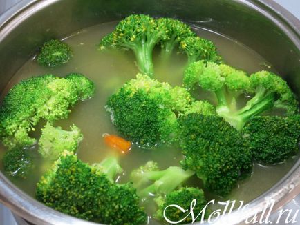 Supă de broccoli, rețetă cu fotografie