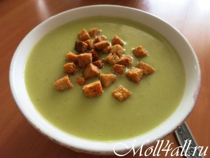 Supă de broccoli, rețetă cu fotografie