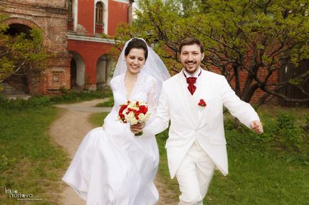 O plimbare de nuntă în curtea pălăriei, nartova irina