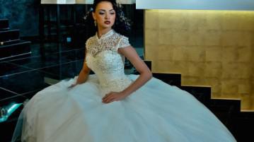 Rochii de nunta ale designerilor rusi, productie rusa