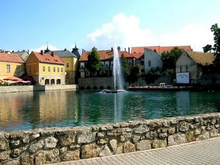 Тапольца - відмінний угорське місто для бюджетного подорожі