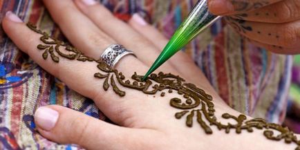 Tatuaje de la basma la domiciliu - retete pentru gatit henna pentru tatuaje - magazin persian