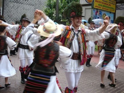 Традиції румунії - звичаї, фото