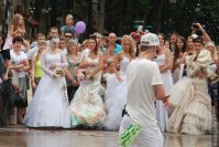 Parada tradițională de mireasă a avut loc în parcul de amar