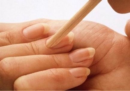 Îngrijirea unghiilor cum să dai mâini un salon privit acasă