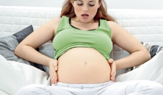 Aflați cât de des puteți face uzi în timpul sarcinii