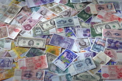 Dolar monetar - perspective de dezvoltare