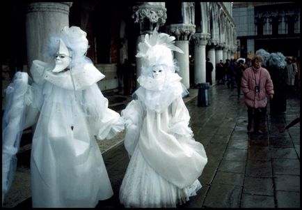 Velencei karnevál - jelmezek, fotók és a történelem