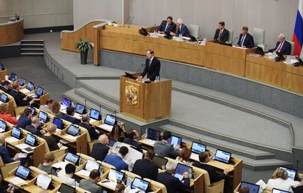 Ви ж на політичному олімпі помічники депутатів розповіли про жорсткому дрес-коді в Держдумі,