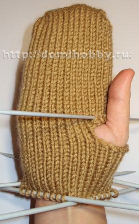 В'язання рукавиць від кінчиків пальців