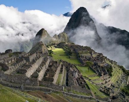 A lakosság Machu Picchu ment az istenek