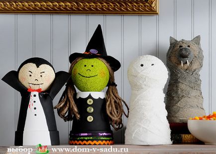 7 Decoruri de Halloween cool cu ​​mâinile tale, o casă frumoasă și o grădină