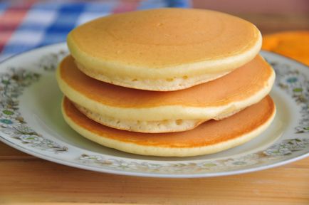 Clatite americane - punkcakes - sau - hotcakes - reteta pas cu pas cu o fotografie