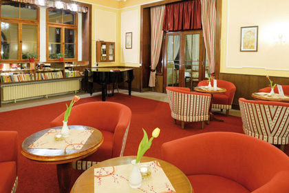 3 Belvedere Hotel Belvedere 3 kezeléssel Franzensbad cseh utazásszervező a Cseh Köztársaságban „jelen van
