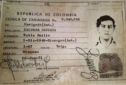 Biografie a lui Pablo Emilio Escobar