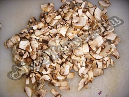 Млинці-мішечки з грибами і картоплею