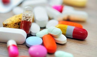 Mint kezelni hörghurut és köhögés egy felnőtt emberek jogorvoslatok, idült asmatichesky (bronchitis) Mint kezelni hörghurut és köhögés egy felnőtt emberek jogorvoslatok, idült asmatichesky,