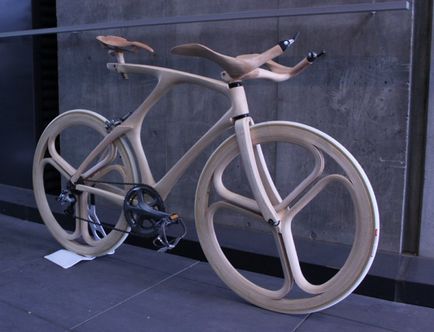 O bicicletă din lemn de la un elev de design tokyo - yojiro oshima, o bicicletă