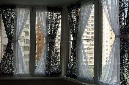 Perdele de design pe balcon, o fotografie de soluții interesante pentru perdele de pe balcon cu propriile mâini, și