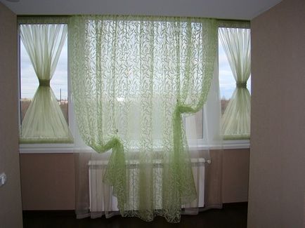 Perdele de design pe balcon, o fotografie de soluții interesante pentru perdele de pe balcon cu propriile mâini, și