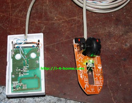 Otthoni elektromos csengő gomb formájában egy számítógépes egér (gomb) Otthoni elektromos csengő gomb formájában egy számítógépes egér