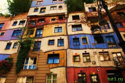 Casa Hundertwasser, Viena, Austria