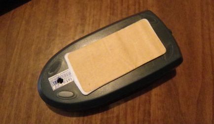 Дверний дзвінок зі старої комп'ютерної миші