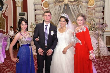 Firuza Sharipova a jucat o nuntă cu un boxer kazah