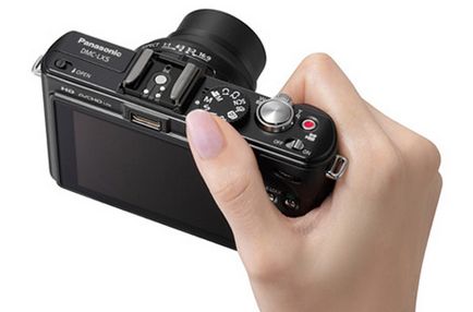 Camera egy lány „szappan”, hogy „SLR», thestyle magazin (fotó) Camera egy lány „szappan”, hogy „SLR», thestyle Journal